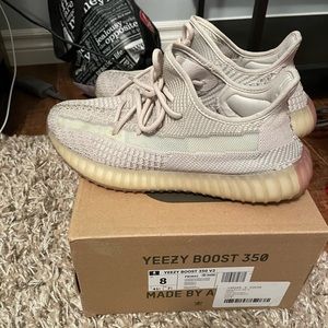 Yeezy 350 v2 citrin size 8
